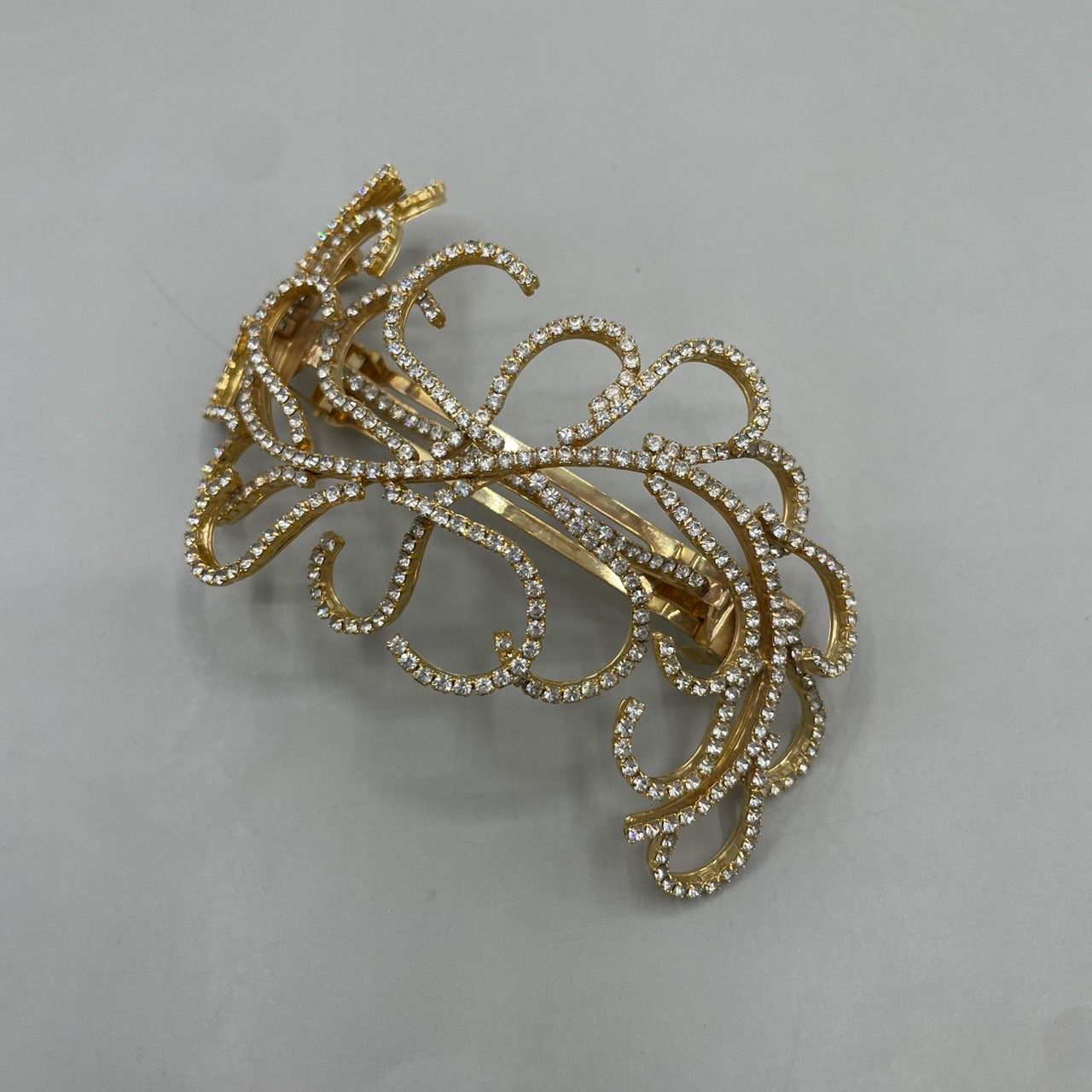 希少 Alexandre de paris アレクサンドレドゥパリ バレッタ 髪飾り ヘアアクセサリー ラインストーン ゴールドカラー 希少 Alexandre de paris アレクサンドレドゥパリ バレッタ 髪飾り ヘアアクセサリー ラインストーン ゴールドカラー