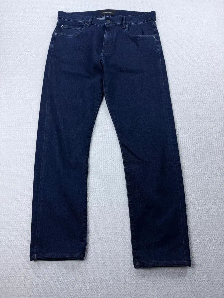 Ermenegildo Zegna(エルメネジルド ゼニア) 新モデル デニムパンツ