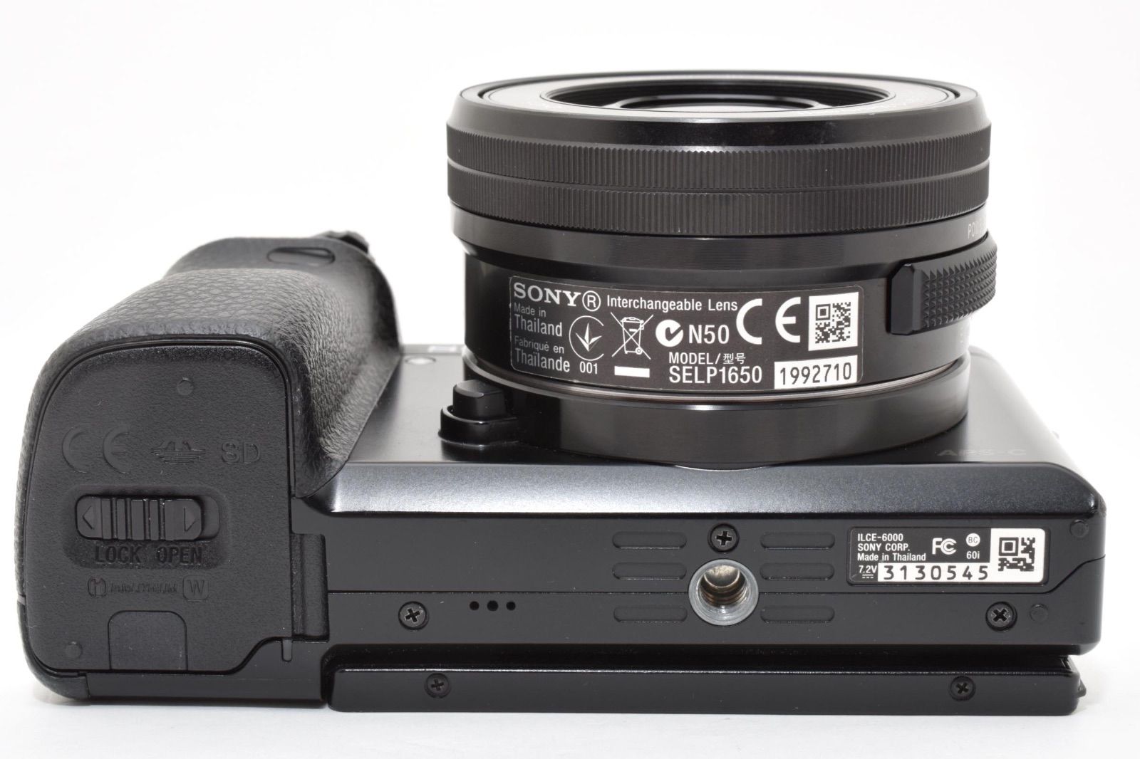 ソニー SONY α6000 パワーズームレンズキット シルバー ショット数6600回