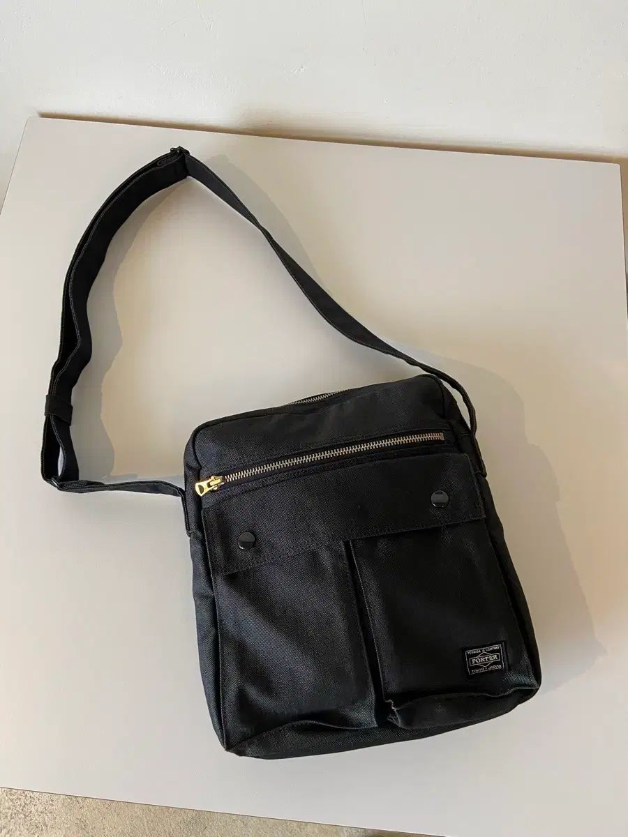 Porter ポーター スモーキー ブラック ショルダーバッグ