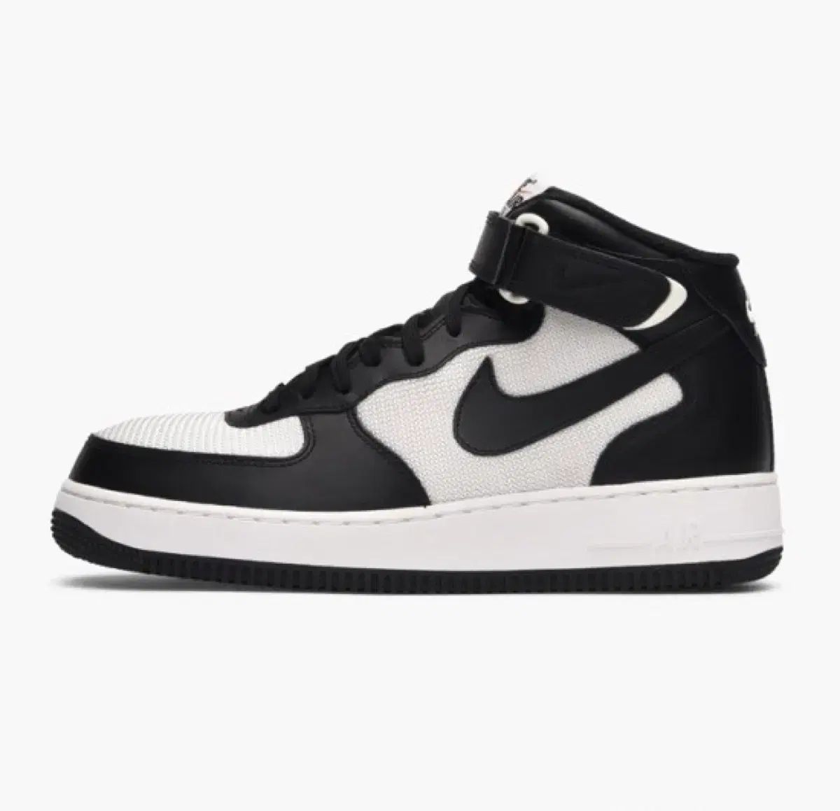 270 NIKE エアフォース1 ミッド 07 ダルメシアン ブラック 270 NIKE エアフォース1 ミッド 07 ダルメシアン ブラック