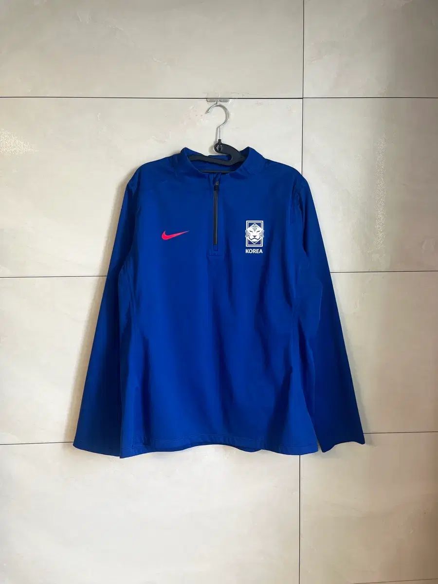 ナイキ 韓国国家代表 選手用支給用 サッカー 代表チーム トレーナー ストライク トップス ナイキ 韓国国家代表 選手用支給用 サッカー 代表チーム トレーナー ストライク トップス