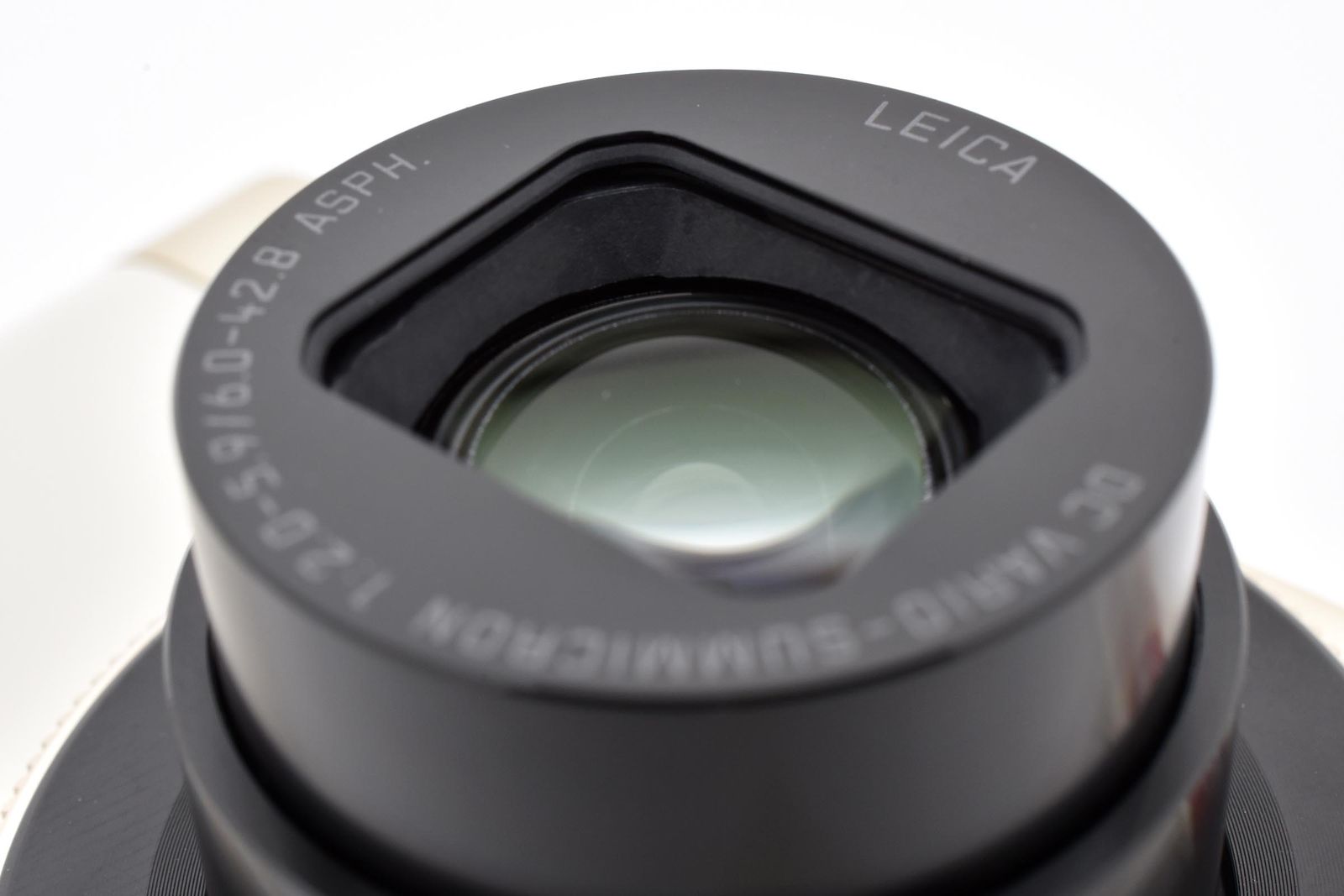 ■美品■ライカ LEICA C(Typ112) コンパクトデジタルカメラ【動作確認済】 #9416 F.May.2426 ■美品■ライカ LEICA C(Typ112) コンパクトデジタルカメラ【動作確認済】 #9416 F.May.2426