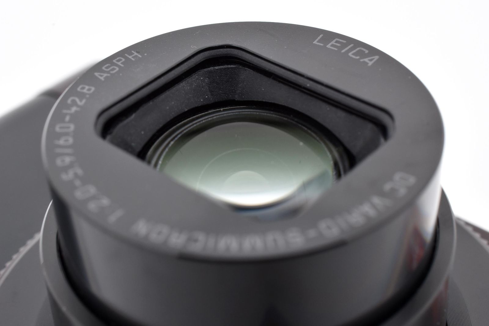 ■美品■ライカ LEICA C(Typ112) ダークレッド コンパクトデジタルカメラ【動作確認済】 #9417 F.May.2426