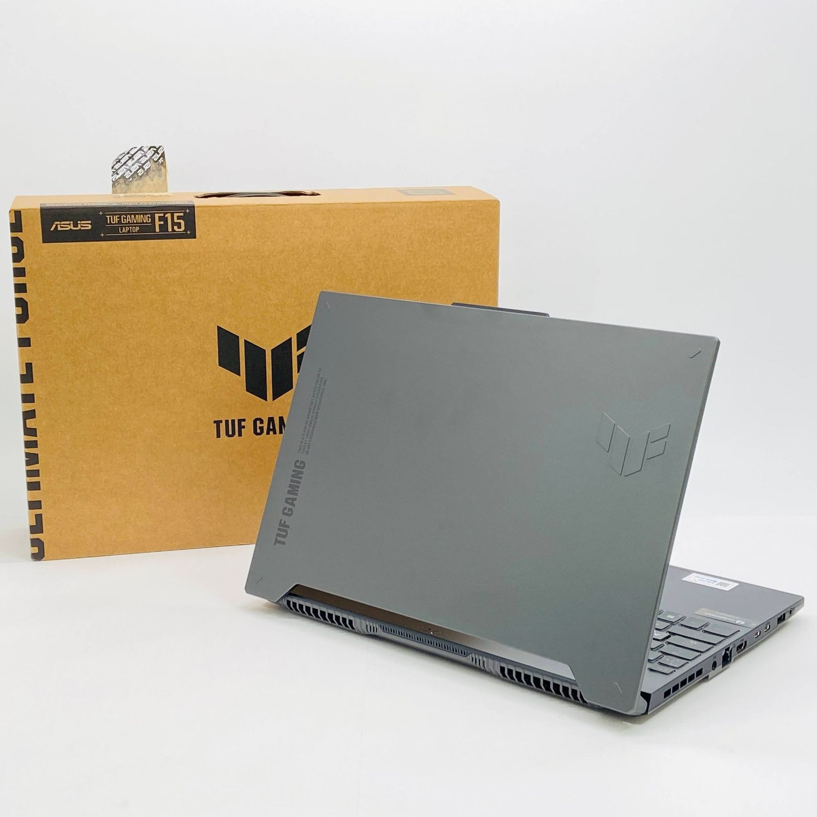 美品 ASUS TUF Gaming F15 Core i7 12700H 16GB SSD512GB GeForce RTX 4060 搭載 Windows11Home バッテリー最大容量100%【C7802-100】