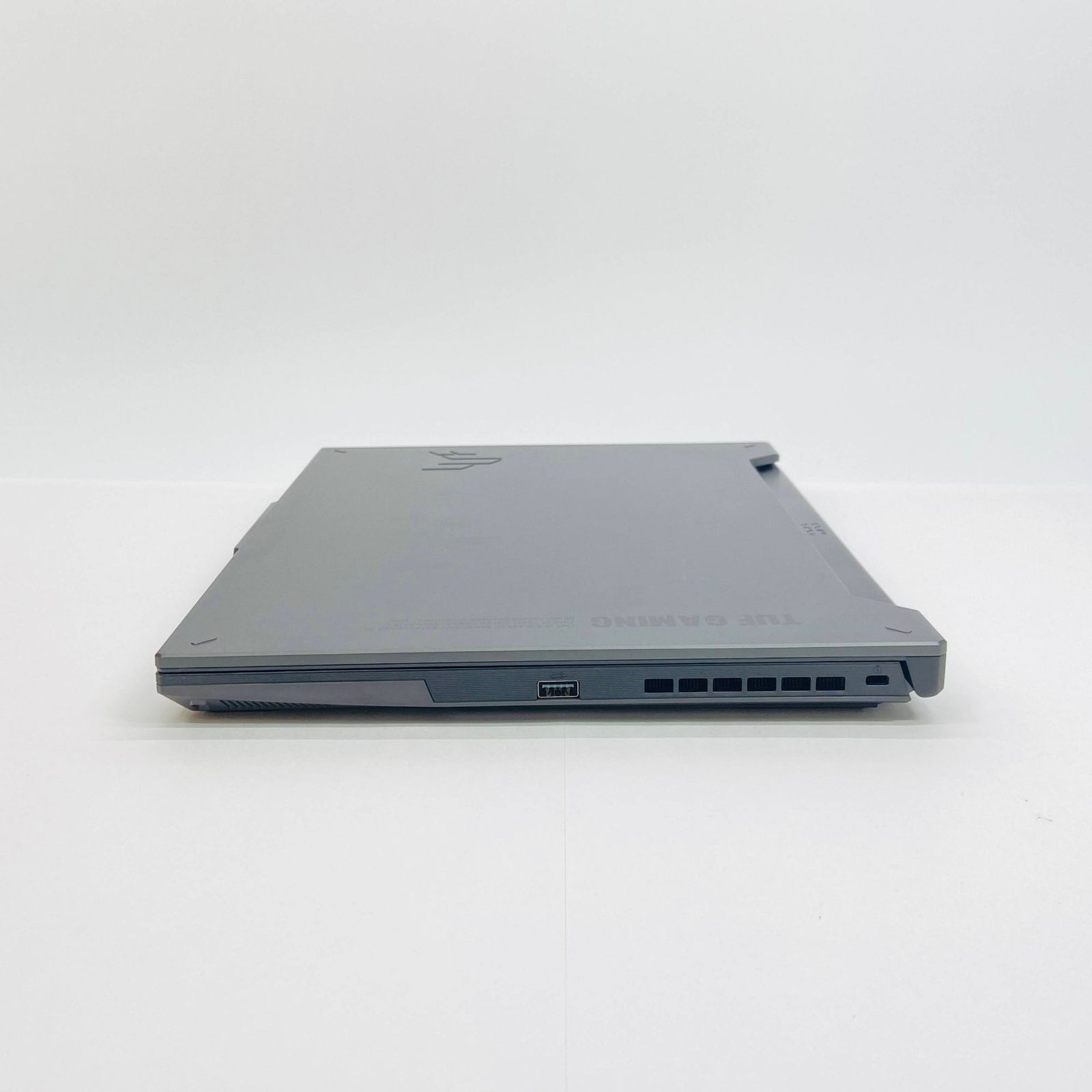 美品 ASUS TUF Gaming F15 Core i7 12700H 16GB SSD512GB GeForce RTX 4060 搭載 Windows11Home バッテリー最大容量100%【C7802-100】 美品 ASUS TUF Gaming F15 Core i7 12700H 16GB SSD512GB GeForce RTX 4060 搭載 Windows11Home バッテリー最大容量100%【C7802-100】