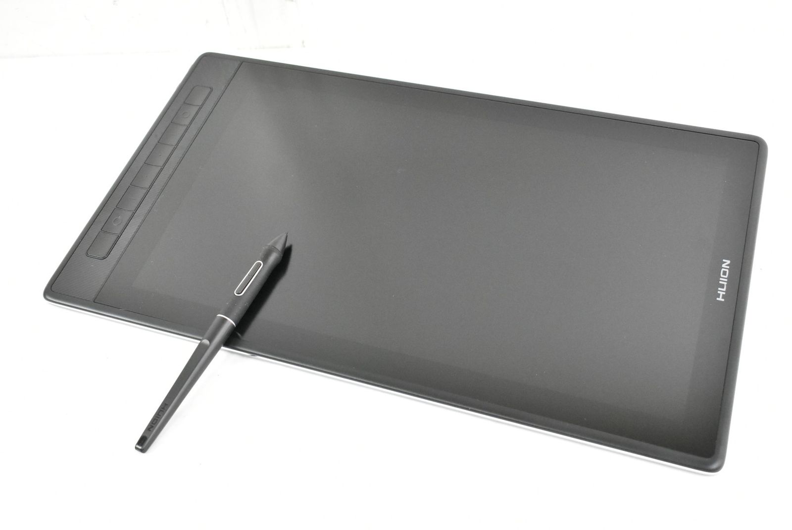 HUION 液タブ Kamvas Pro16 2.5K スタンド付属 液晶ペンタブレット アニメ イラスト ITA9OS5NLLAQ -D-Y15-byebye