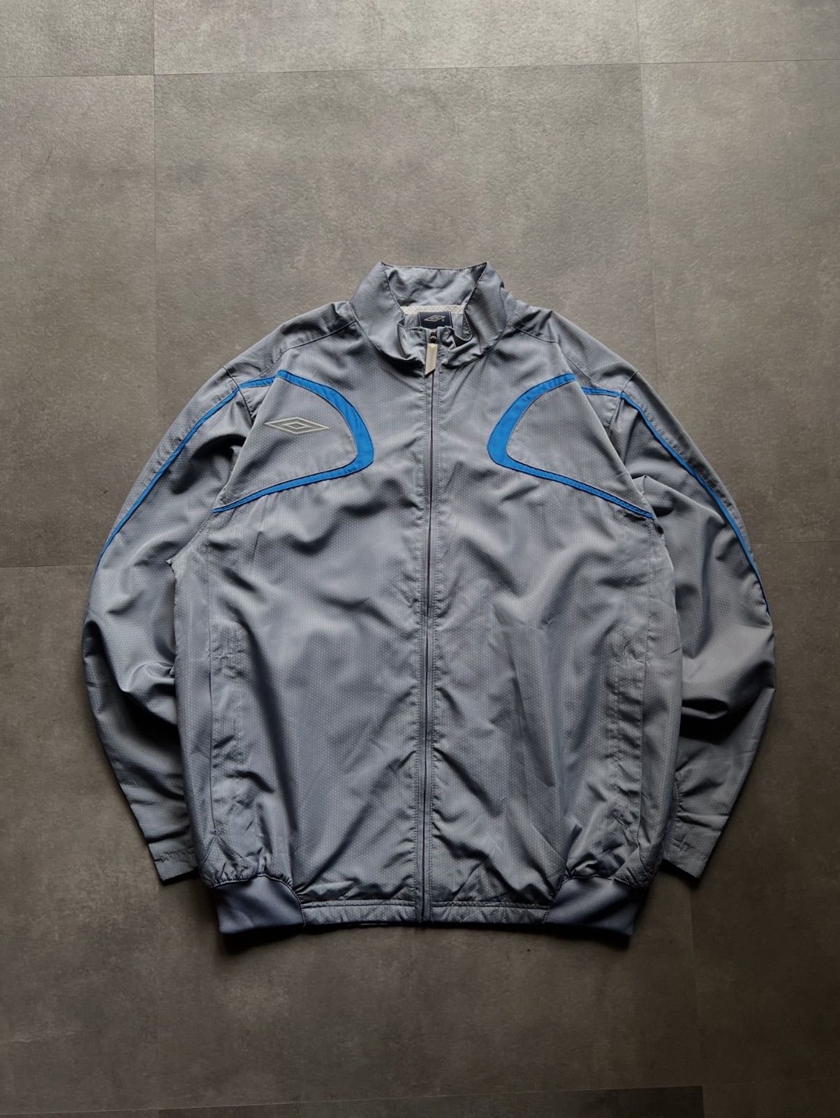 UMBRO ナイロンジャケット トラックジャケット グレー ブルー L
