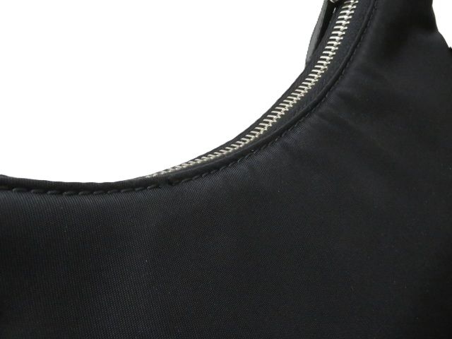 PRADA　プラダ　ショルダーバッグ　ナイロン/サフィアーノ　 ブラック【中古】【430】2148104060778