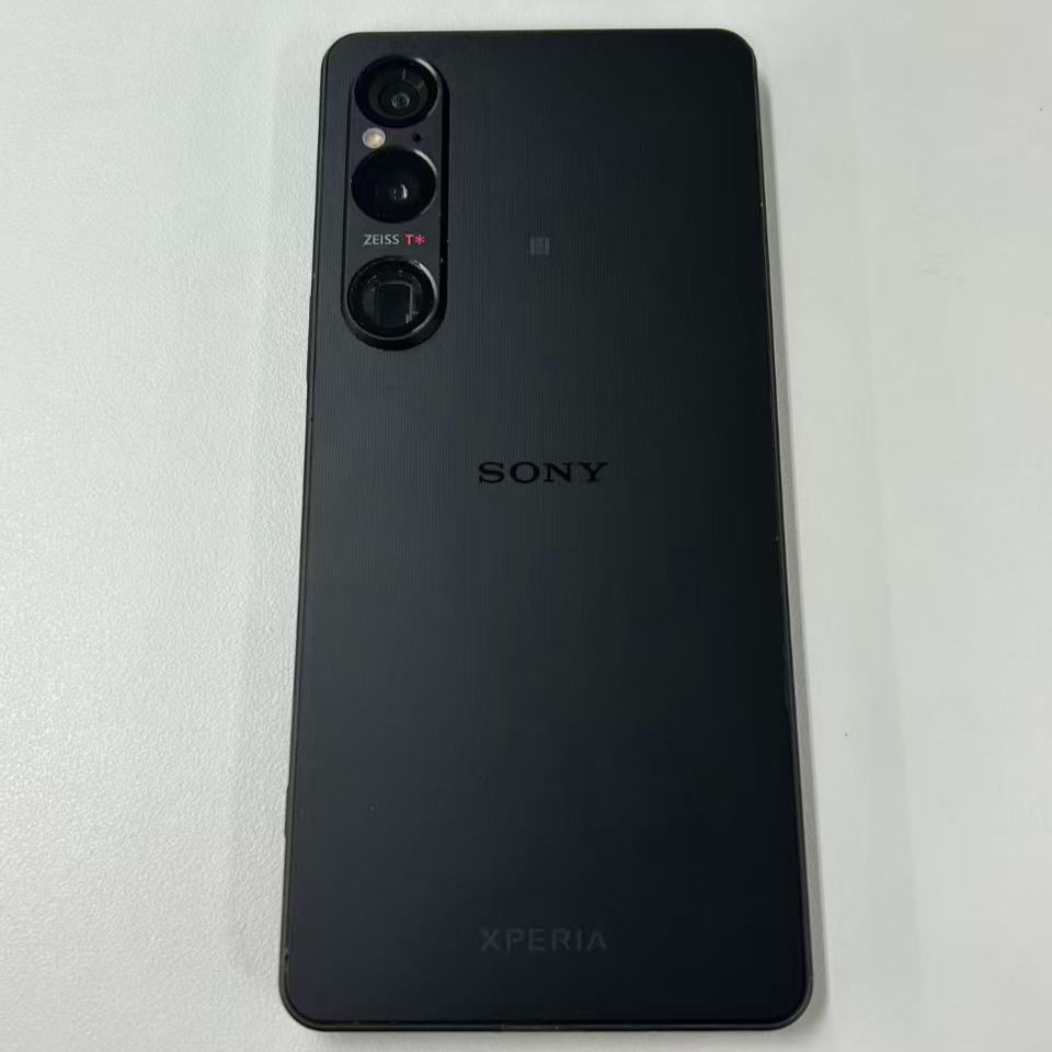 ジャンク品　Xperia スマートフォン ブラック ジャンク】Xperia 1 VI ブラック 起動不可 - メルカリ