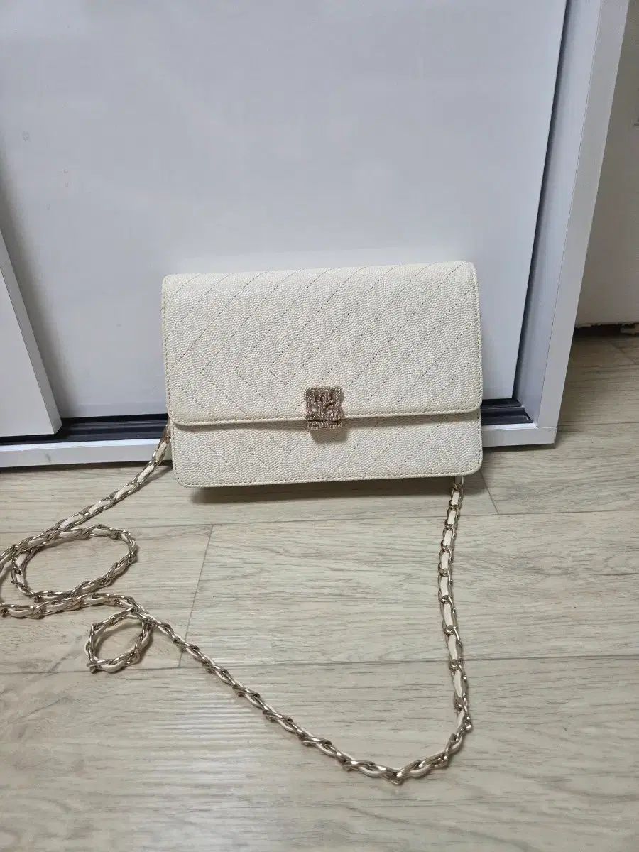 ルイキャトルズ バッグ (ほぼ新品)