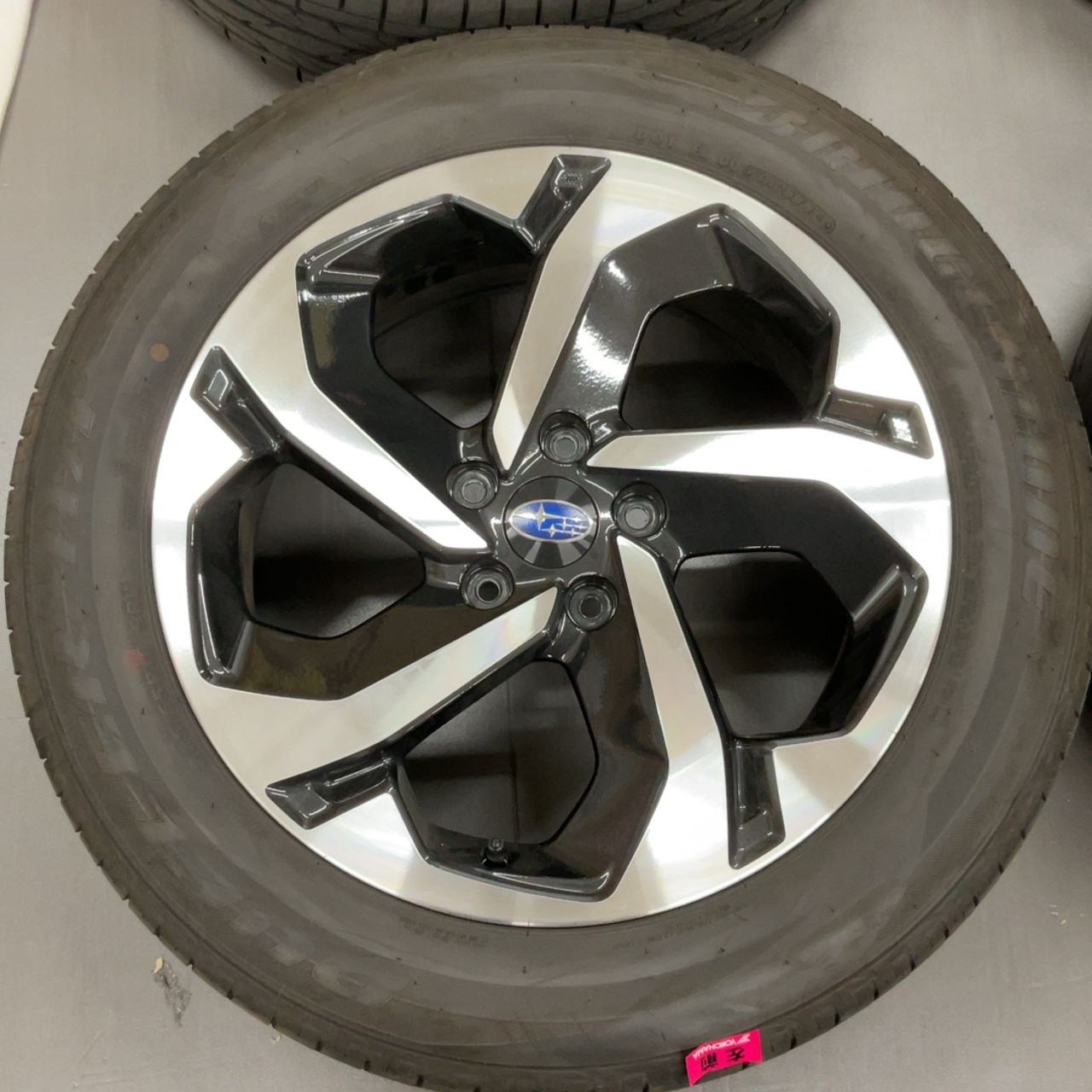 5穴 PCD114.3 18インチ7J+48スバル純正 ENKEI製 ホイール+225/55R18