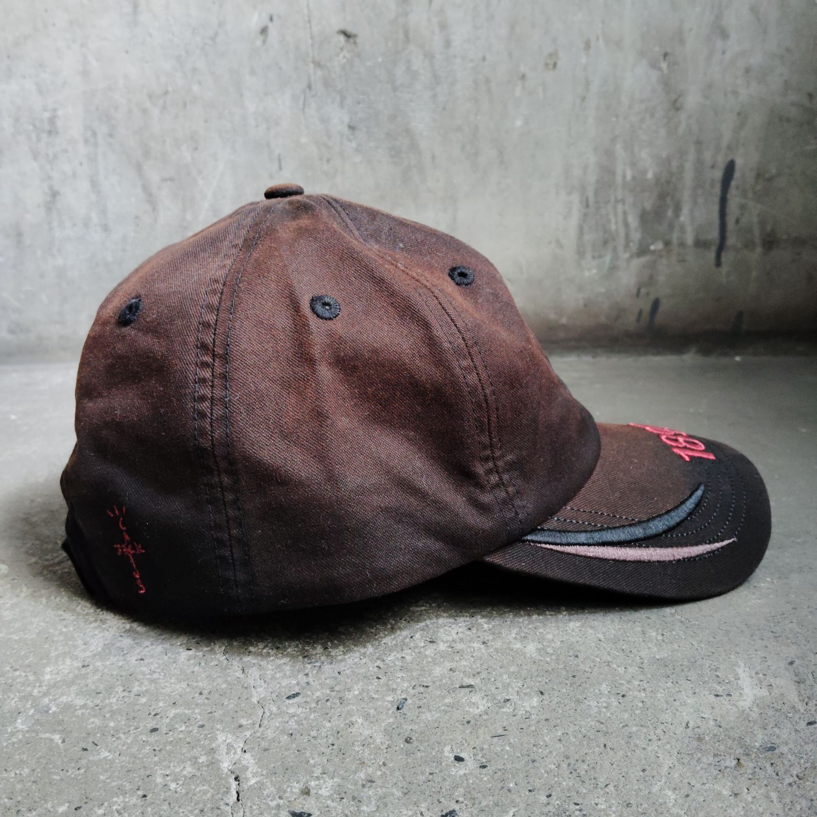 Travis Scott × FC Barcelona 1899 Distressed Hat トラヴィススコット