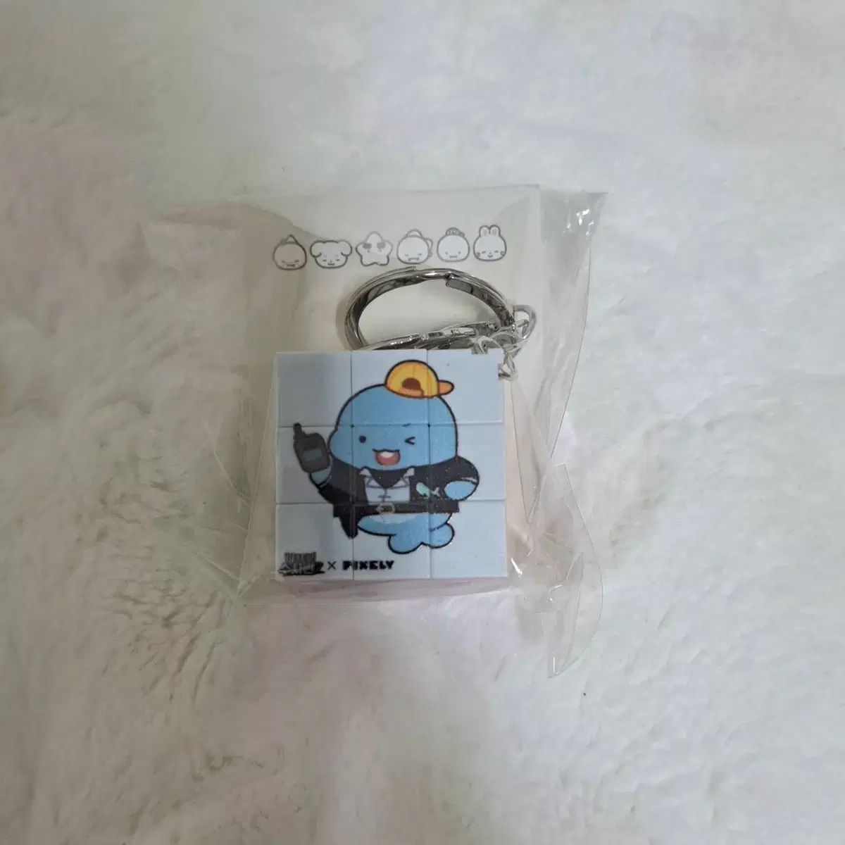 チャムトゥル ピクセルリー ザ プリズム キュー キーホルダー 特典 チョムチップ グッズ 未開封