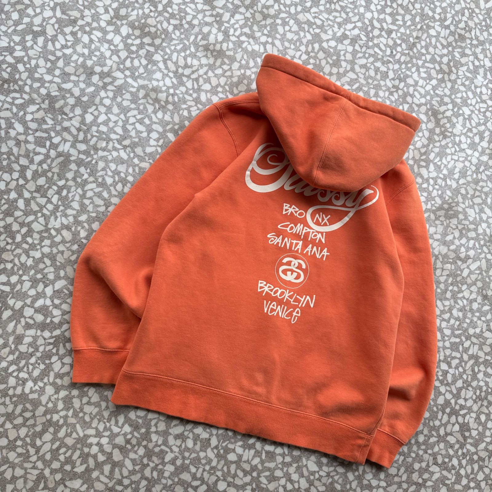 STUSSY / world tour zip hoodie ステューシー ワールドツアー 肉厚 