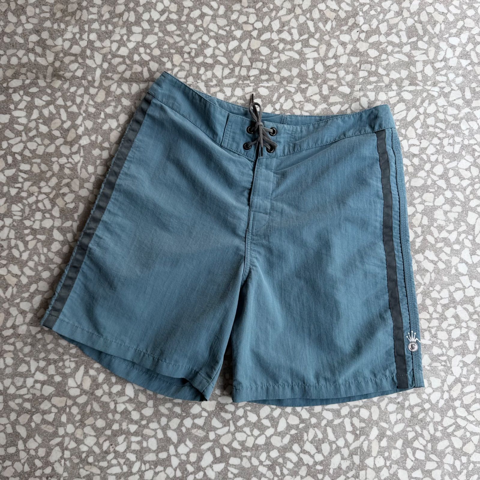 STUSSY / 90’s beach short size 31 ステューシー オールドステューシー Y2K ビーチパンツ 海パン サーフィン ストリート ユニセックス 海 夏 ショートパンツ ワンポイント刺繍ロゴ クラウンsk8