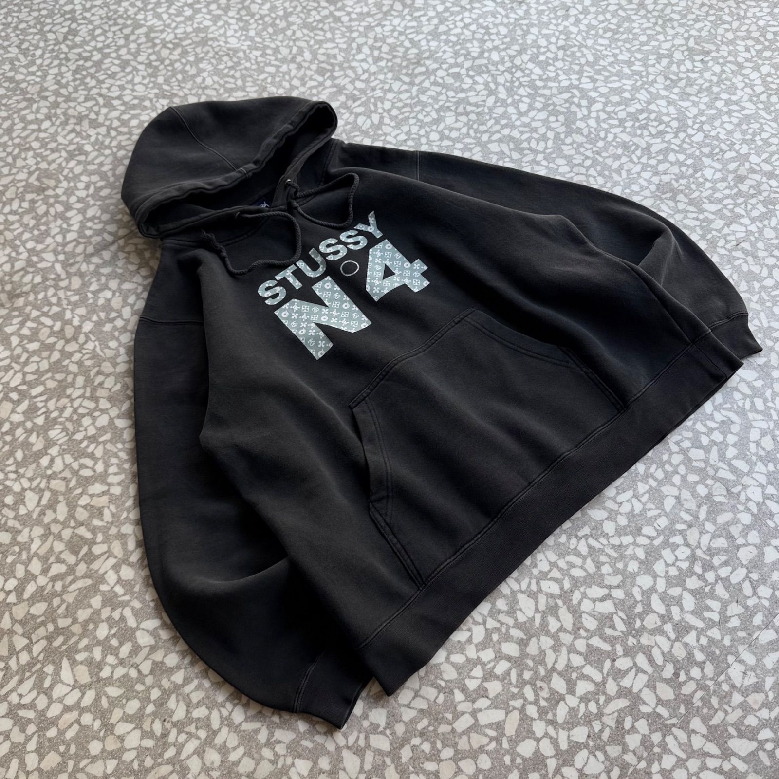 STUSSY / 00's usa製 monogram N°4 hoodie size L ステューシー