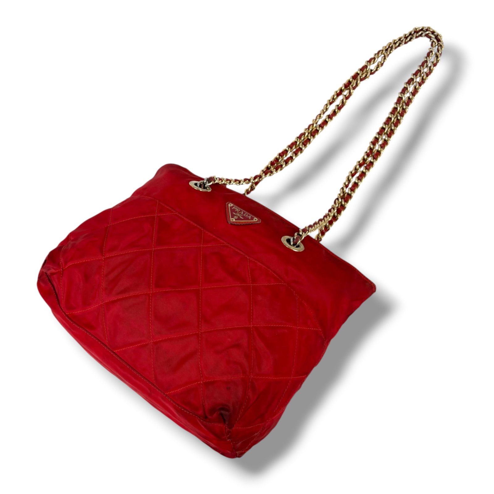 PRADA プラダ トライアングルロゴ キルティング加工 チェーン