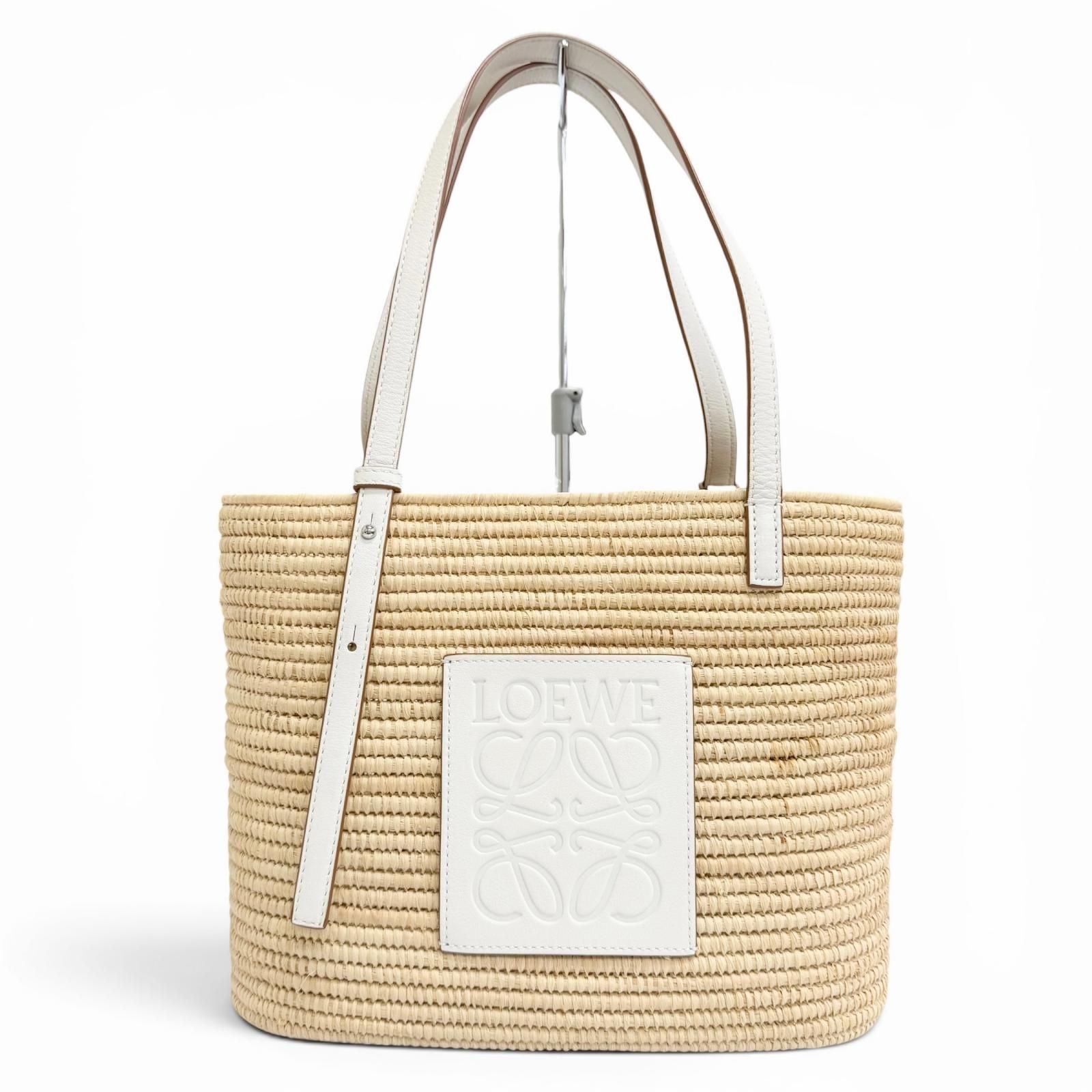 極美品△LOEWE ロエベ A223099X08 BOLSO SQUARE BASK レザー アナグラム スクエア バスケット トート カゴバッグ ハンドバッグ アイボリー ナチュラル スペイン製 レディース 保存袋付き オススメ◎