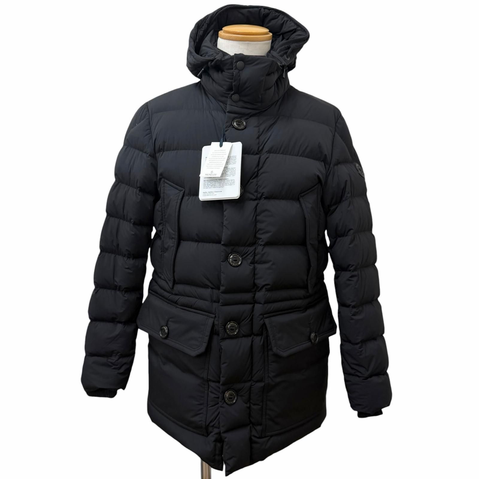 未使用品□MONCLER モンクレール REIMS GIUBBOTTO レザーロゴワッペン フーデッド ダウンジャケット ブラック 1 正規品 メンズ ハンガー付き