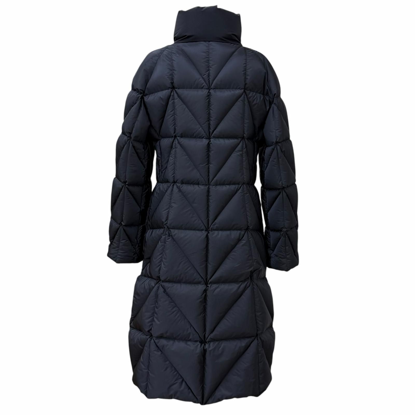 美品☆MONCLER モンクレール 23-24AW CERISE セリース ロゴパッチ付