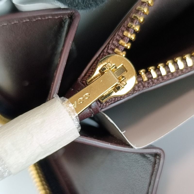 ほぼ未使用 COACH コーチ 長財布 ラウンドファスナー シグネチャー ネイビー系 箱付 美品 レディース