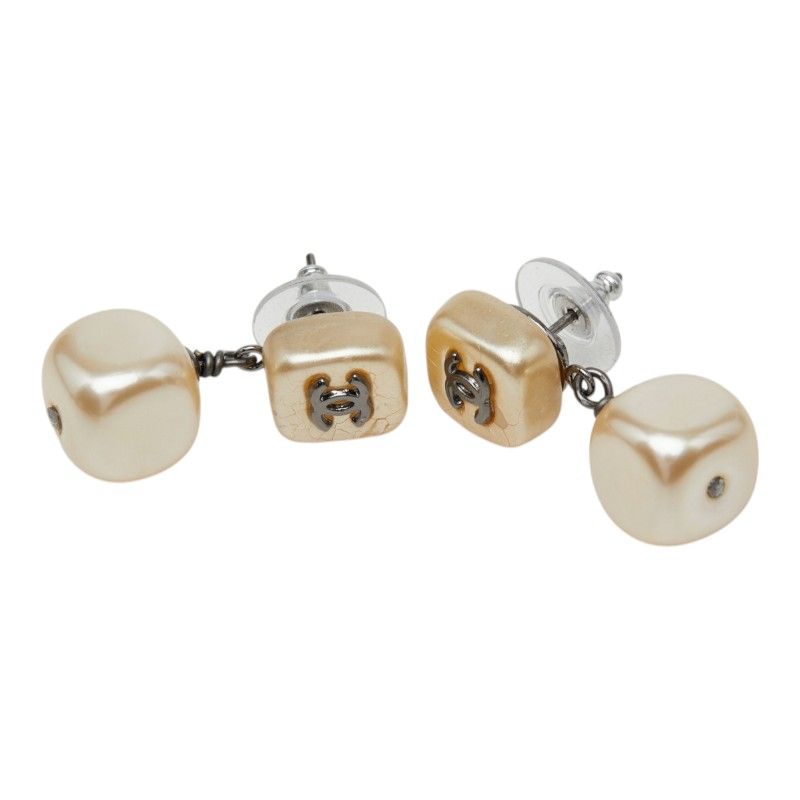 CHANEL ゴールド パール スタッドピアス シャネル ココマーク スタッドピアス 02A ゴールド フェイクパール