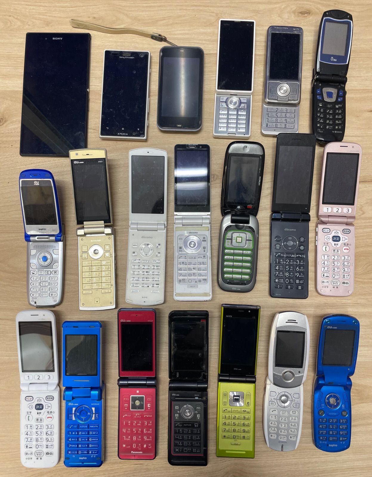 ジャンク】ガラケー・初期スマホ 20台まとめ売り - メルカリ