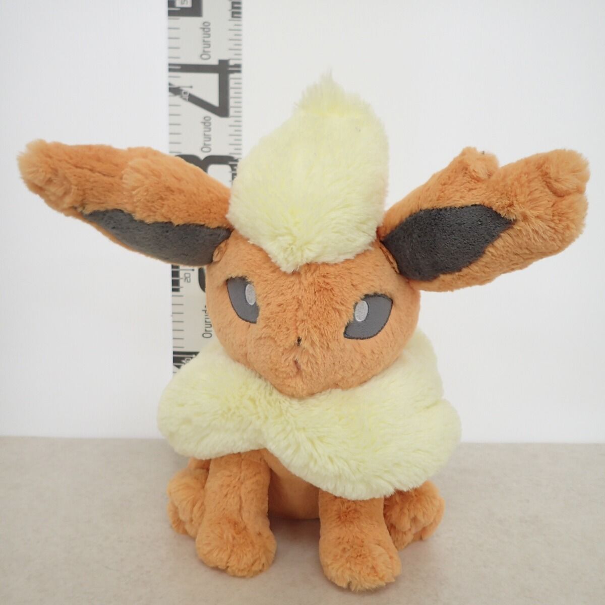 ポケモン　ふわふわ抱きぬいぐるみ ブースター タグなし ポケモンセンター ふわふわ抱きぬいぐるみ ブースター 紙タグ無