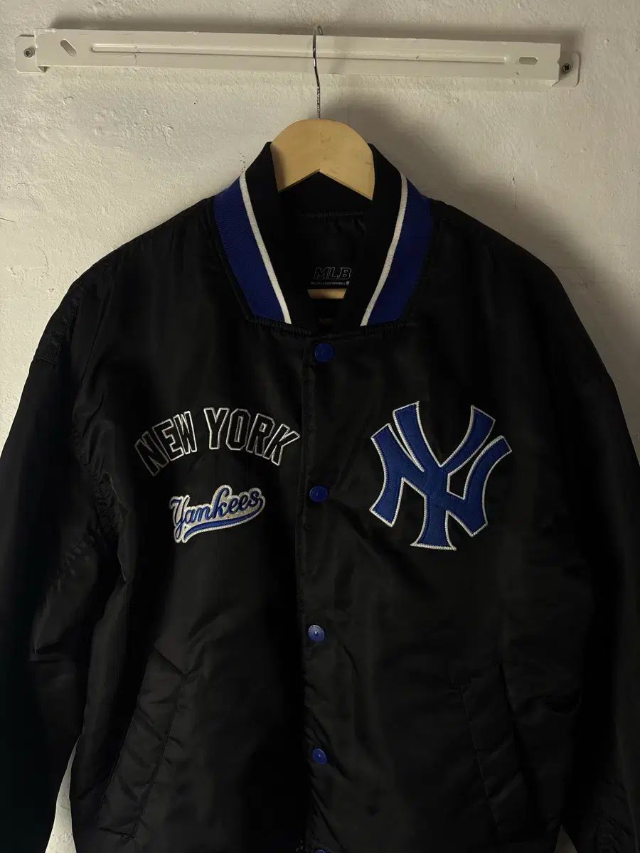 MLB MA-1ジャケット