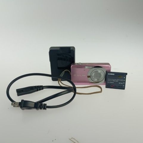 Casio EXILIM EX-Z80 コンパクトデジタルカメラ /