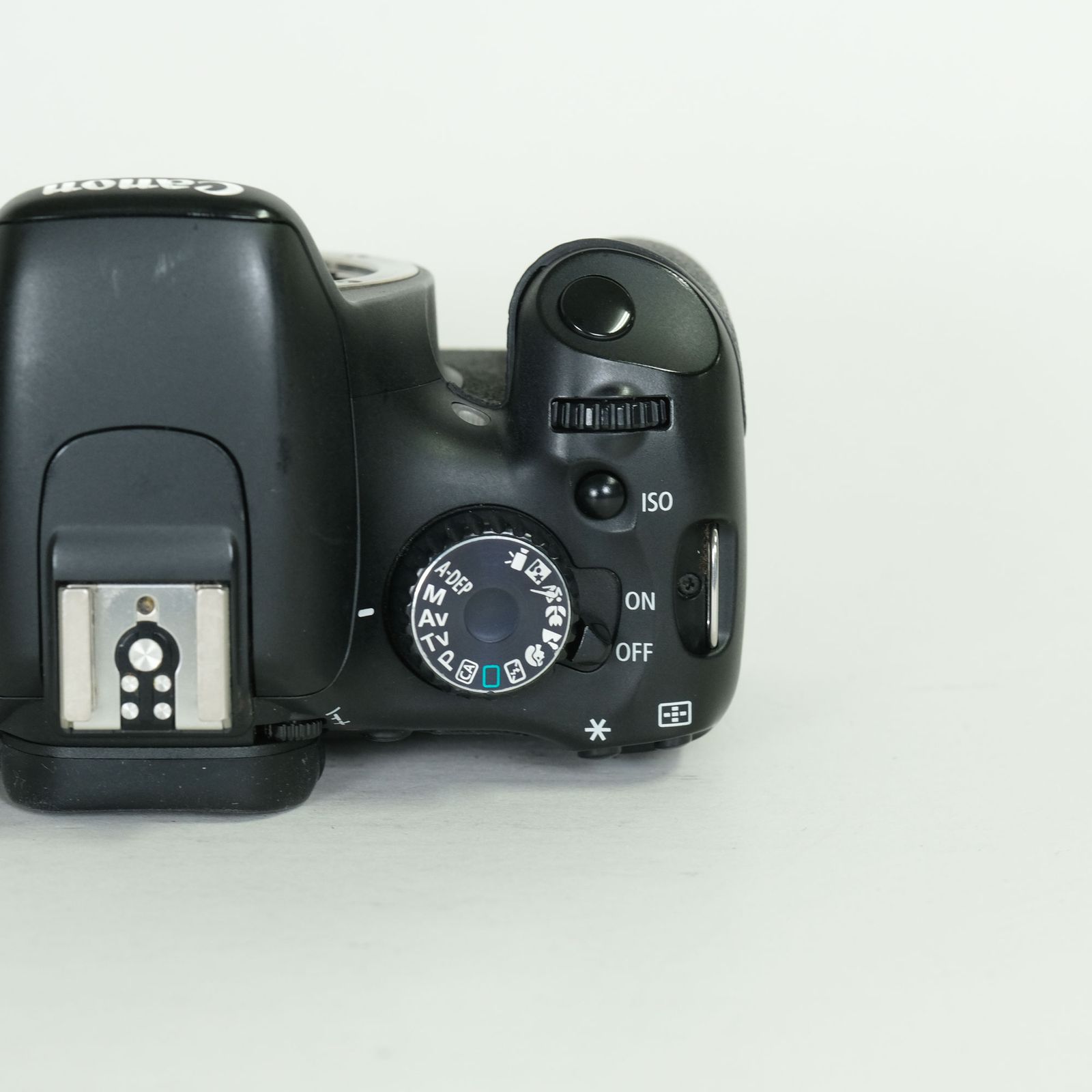 中古】 【良品】 キヤノン EOS Kiss X4 ボディ 良品] Canon EOS Kiss 