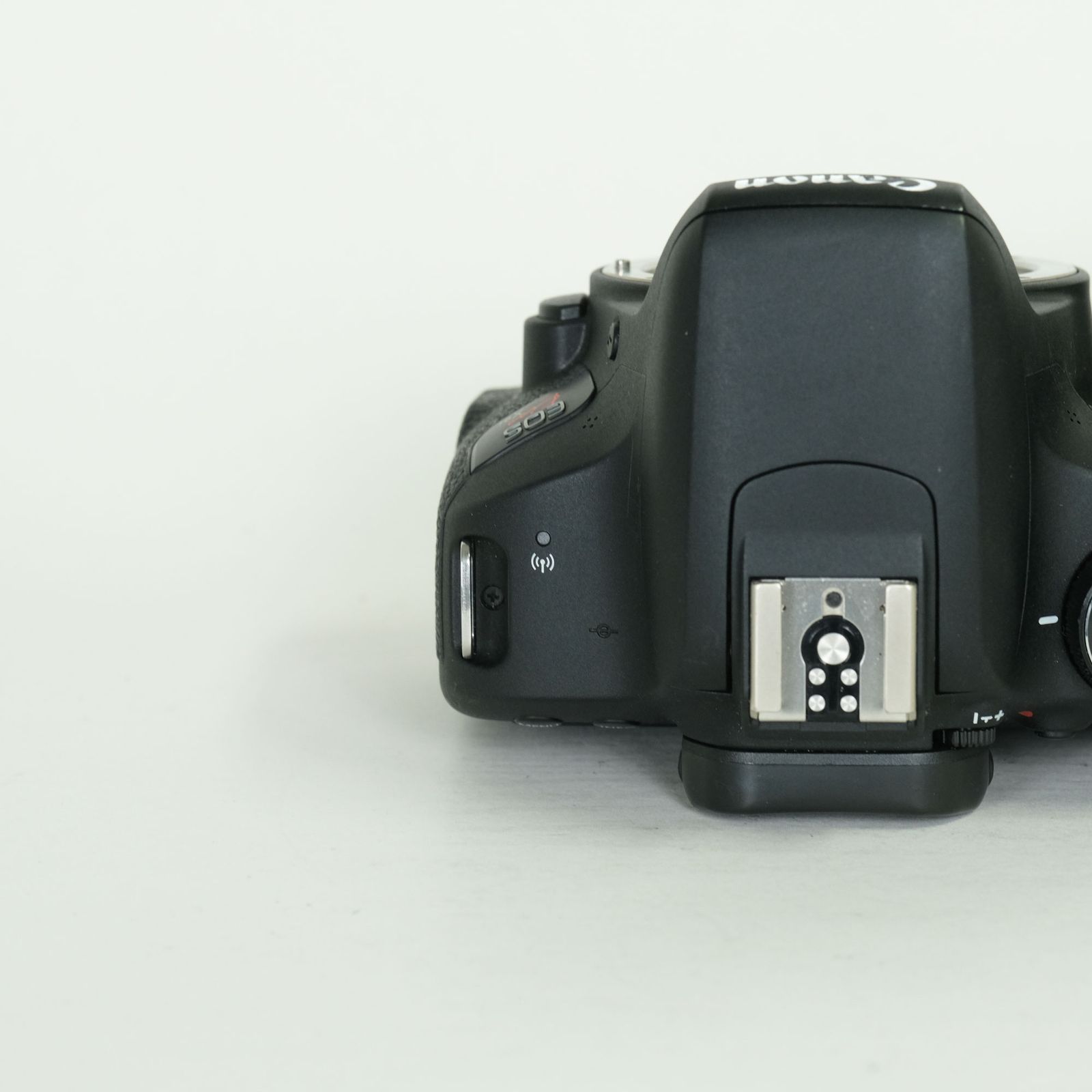 良品 | バッテリー2個付] Canon EOS Kiss X9i [ボディ] | Canon EF-S