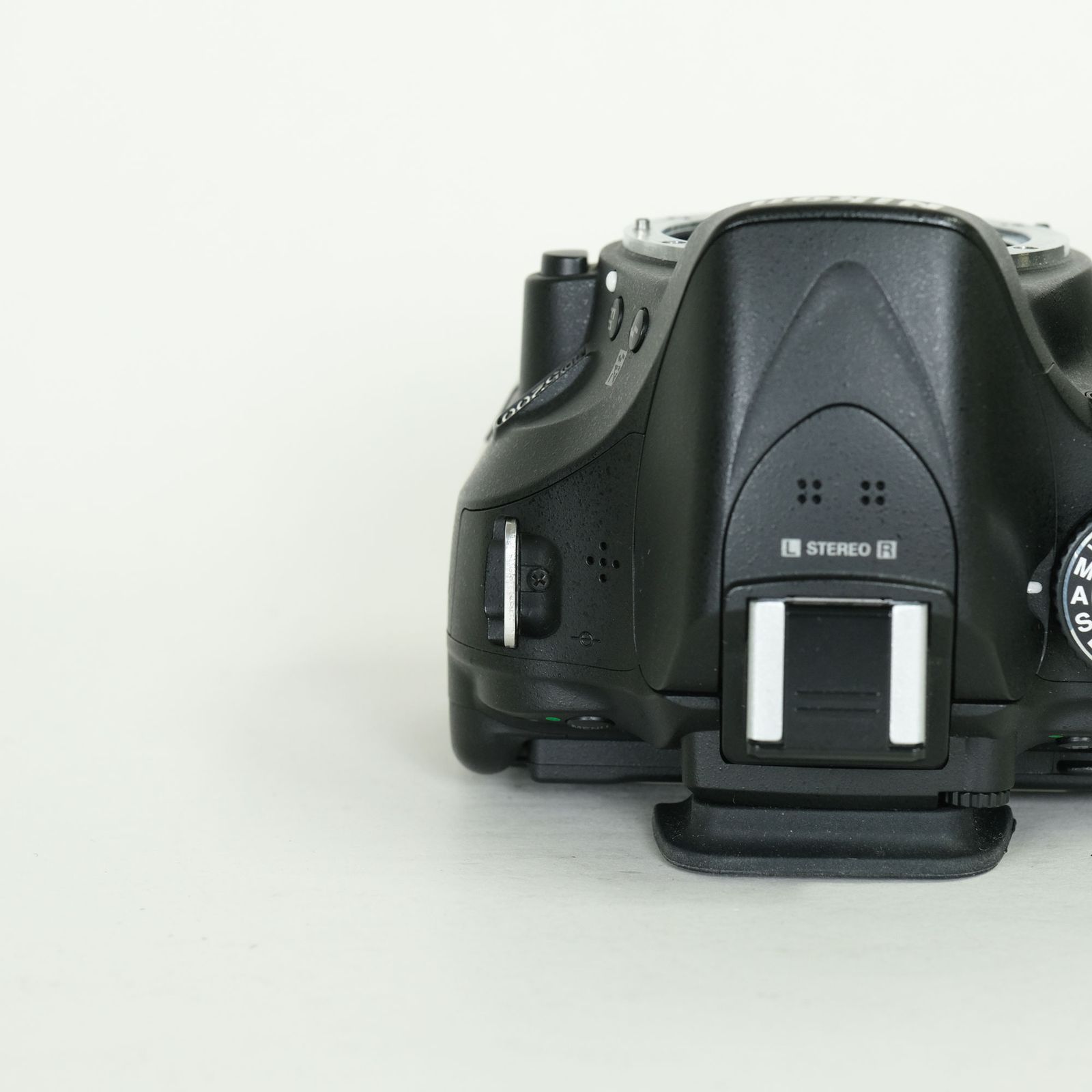 良品 | シャッター数22,319回｜バッテリー2個付] Nikon D5200 ボディ