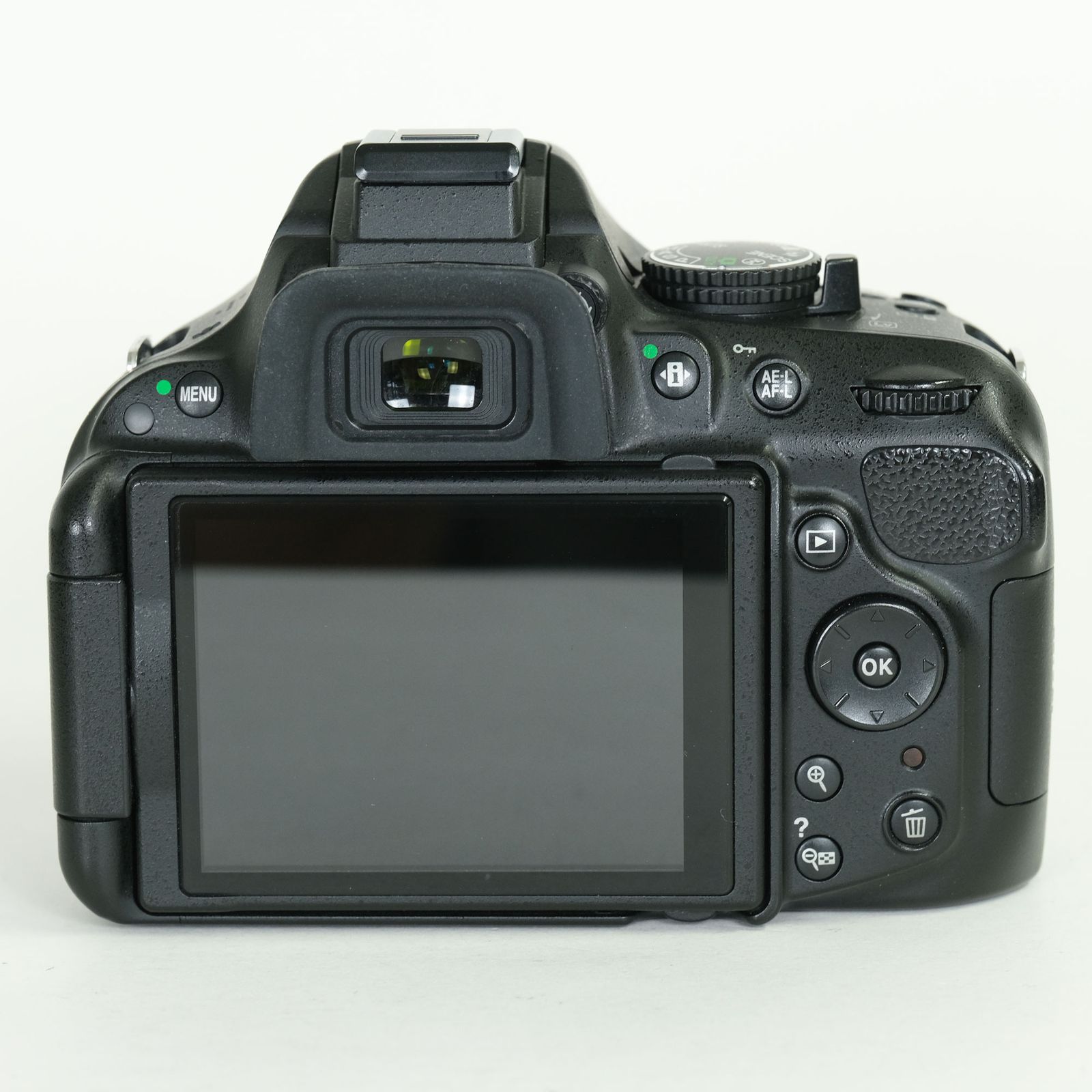 良品 | シャッター数22,319回｜バッテリー2個付] Nikon D5200 ボディ