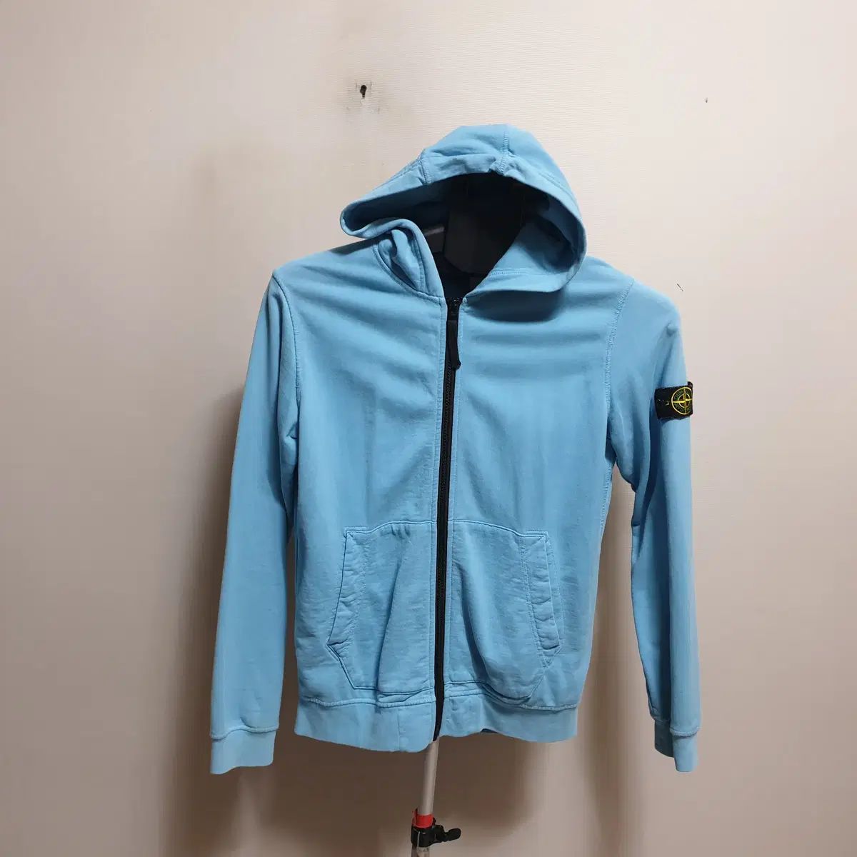 STONE ISLAND ストーンアイランド キッズ フードジップアップ アウター / 150 レディース 90 可能