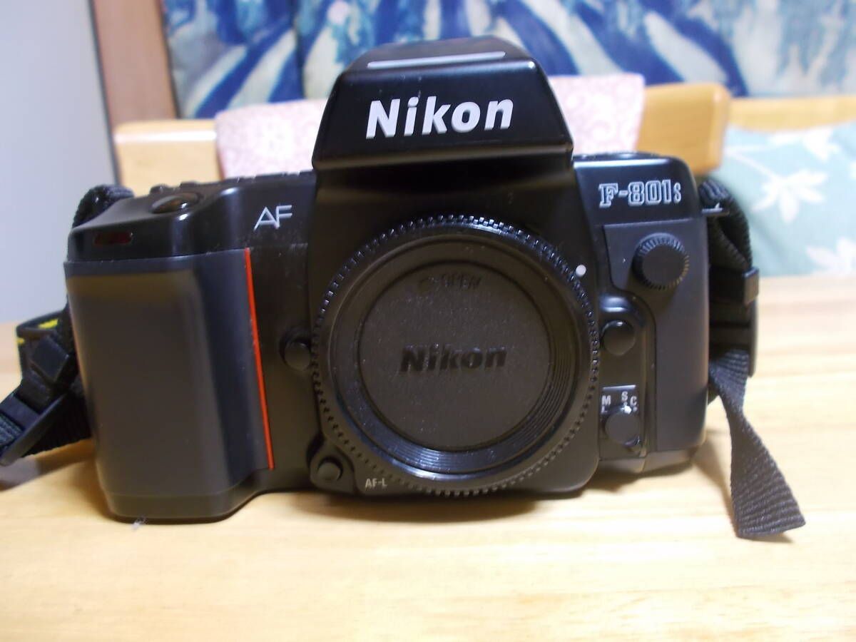ニコン Nikon F-801s フィルムカメラ 一眼レフ
