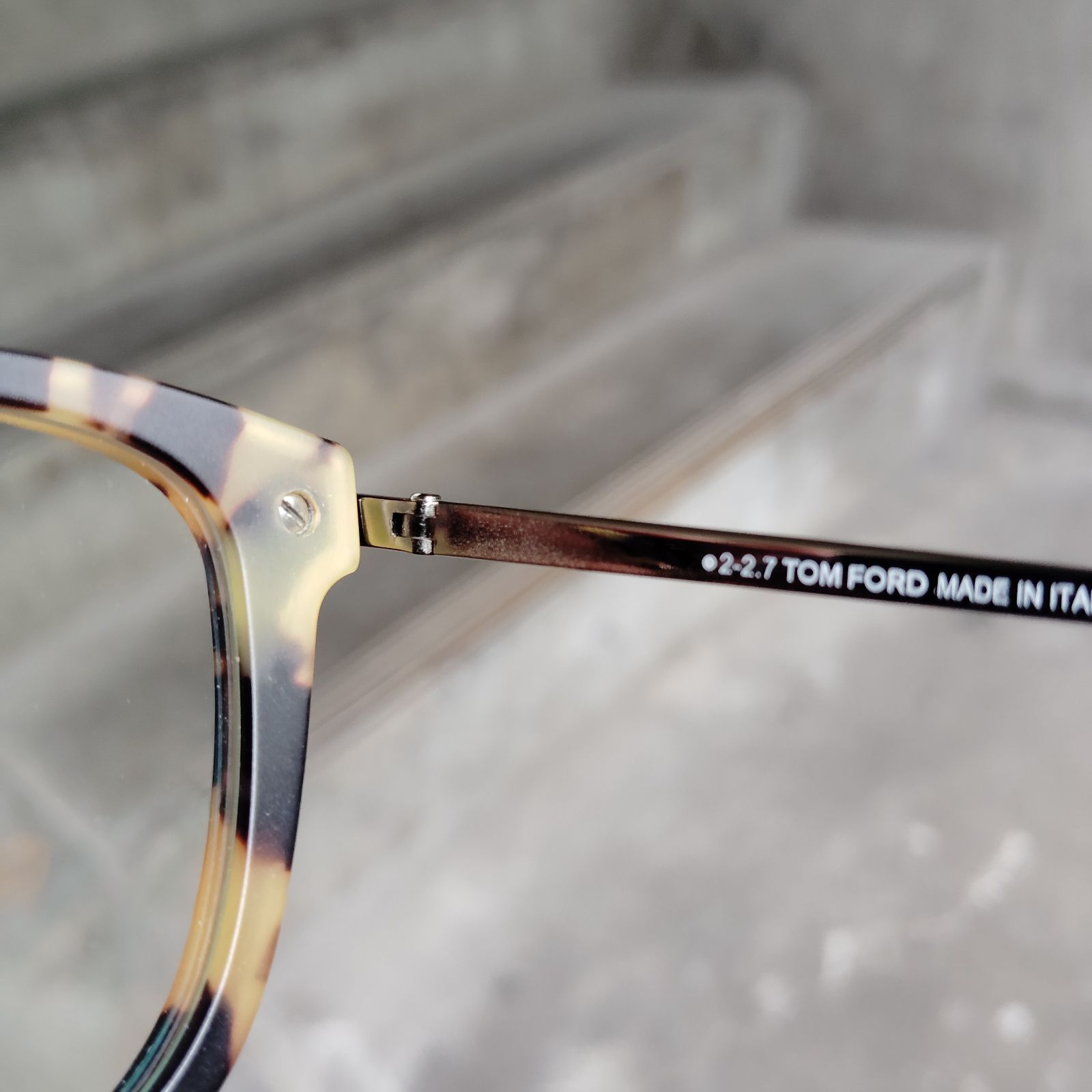 TOM FORD TF5496 ウェリントン 鼈甲 トムフォード 眼鏡 メガネ べっ甲