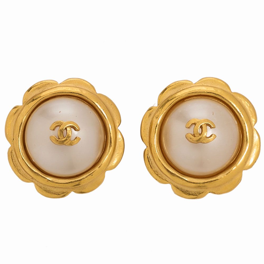 CHANEL　シャネル　ココマーク　フェイクパール　花柄　97P　イヤリング　GP×フェイクパール　ゴールド（ゴールドメッキ） ゴールド　レディースバッグ　ハイブランド【中古】【送料無料】