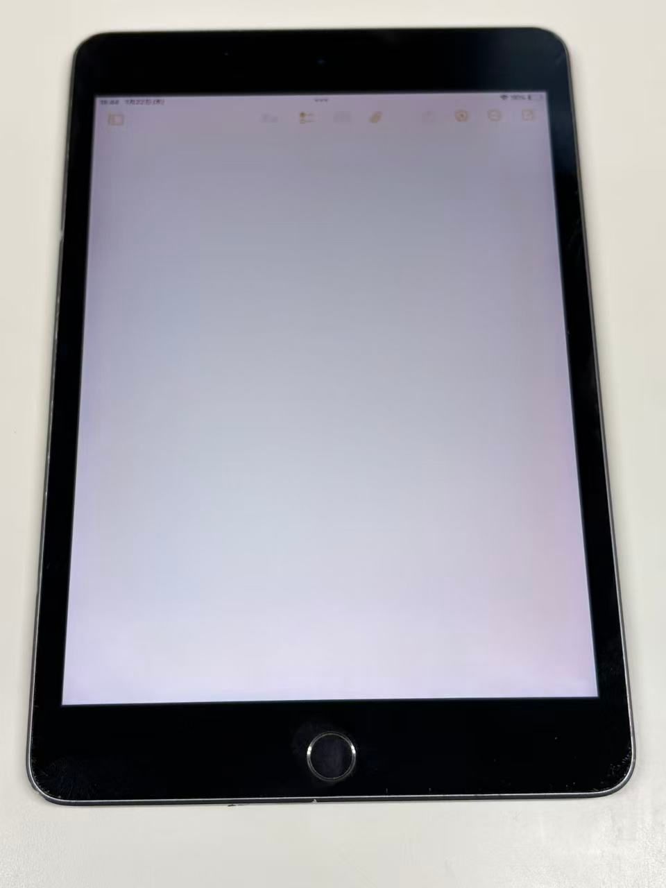 iPad mini 5 256GB スペースグレイ 中古- メルカリ