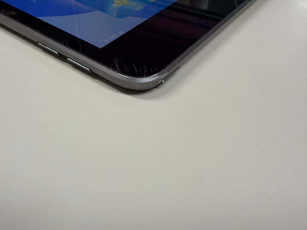 iPad mini 5 256GB スペースグレイ 中古- メルカリ