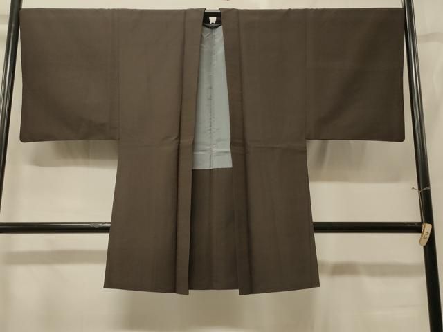 平和屋着物＃男性　長羽織　紬地　黒橡色　正絹　逸品　CABF9084in 平和屋着物＃男性 長羽織 紬地 黒橡色 正絹 逸品 CABF9084in-品質は