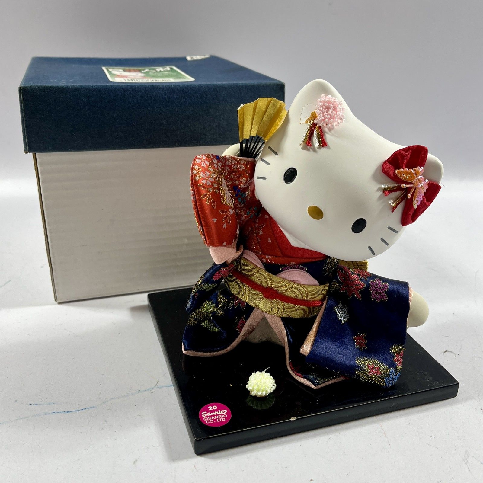 ★ Hello Kitty ハローキティ はろうきてぃの日本人形 全長約16cm 和服 着物 和装 青もみじ Sanrio サンリオ 現状品