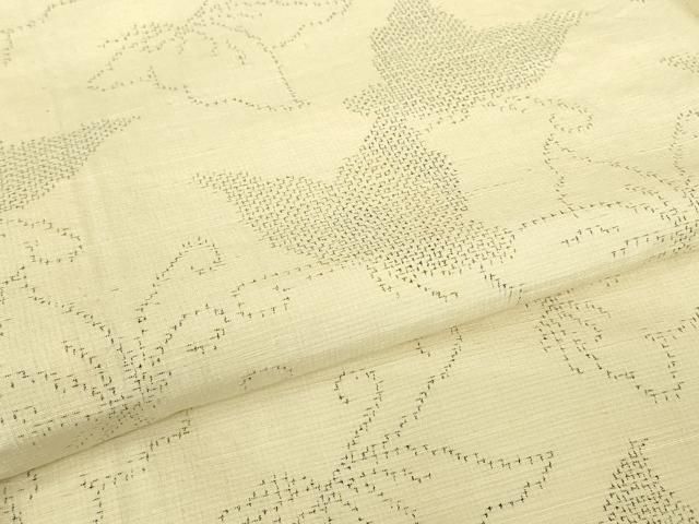 単衣　紬　ベージュ　(蝶々紋) 平和屋着物▽上質な紬 単衣 舞蝶文 正絹 逸品 DABE4644az - メルカリ
