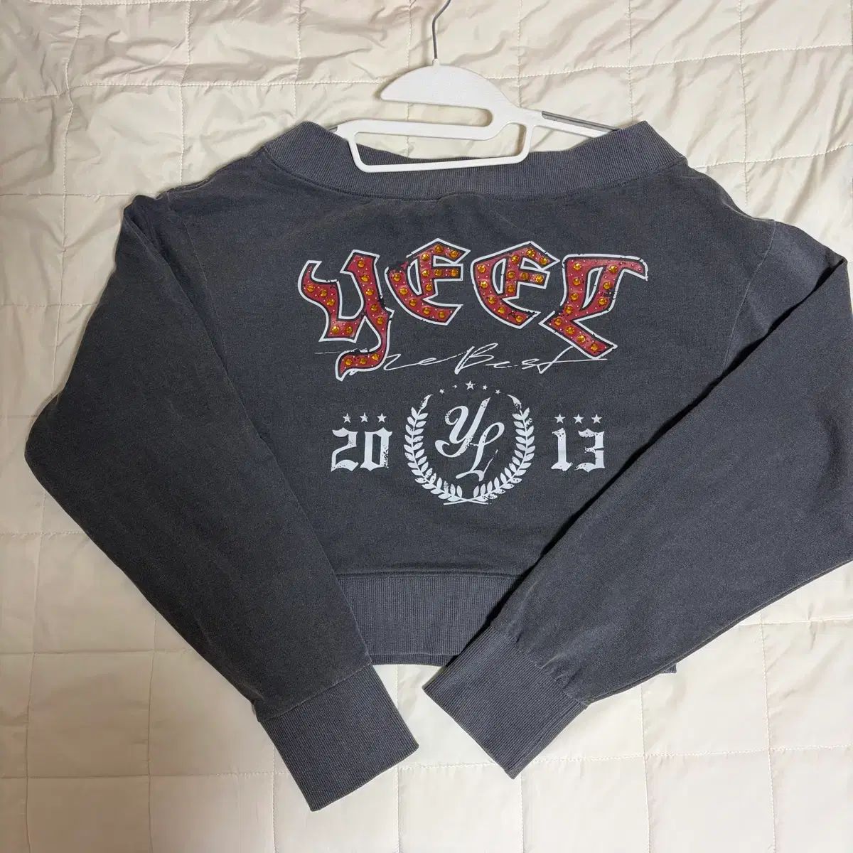 Yeel オフショルダー チャコール 9,557円
