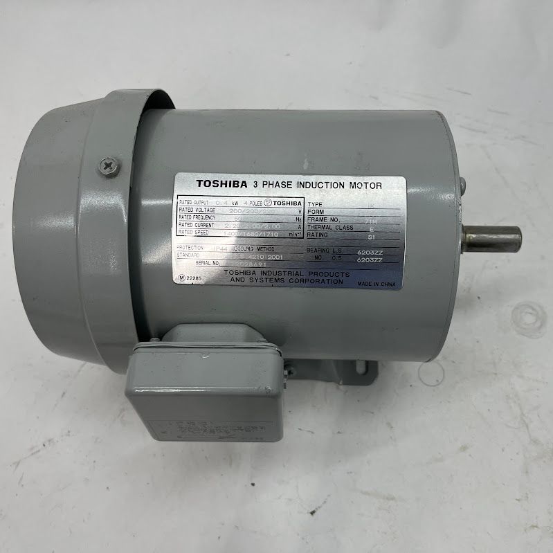 未使用】東芝全閉外扇形三相モーターIK-FBKK8-4P-0.4KW