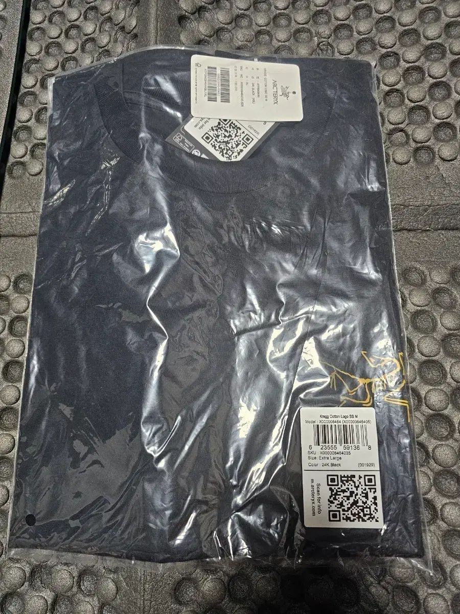 ARC'TERYX アークテリクス Kragg ロゴ 半袖 ブラック XL 新品
