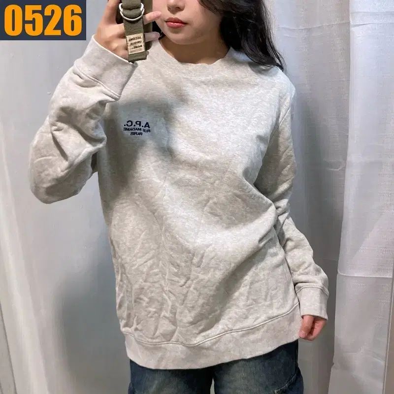 105 A.P.C. アーペーセー ラウンド スウェット Tシャツ