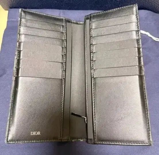 100% 正規品 ディオール オブリーク ジップウォレット 59,132円