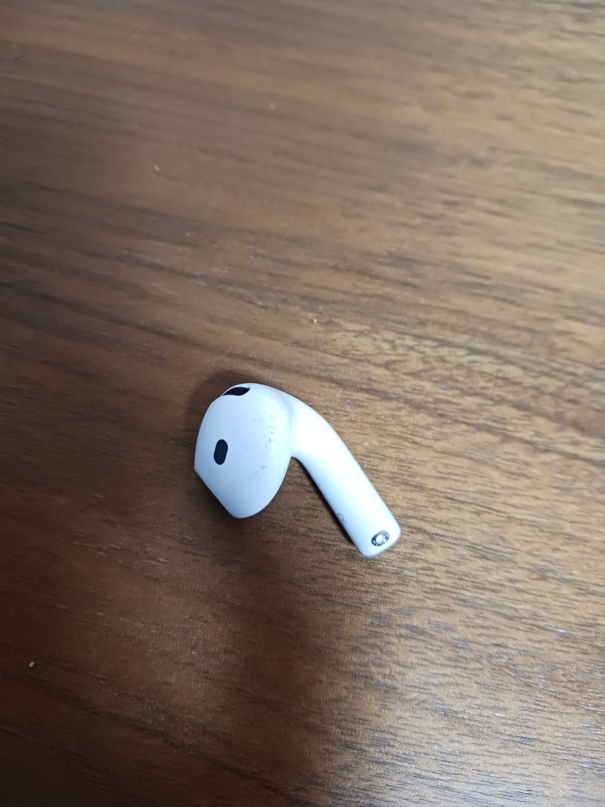 （正規品）AirPods 第4世代 右耳のみ　ノイズキャンセリング無しモデル